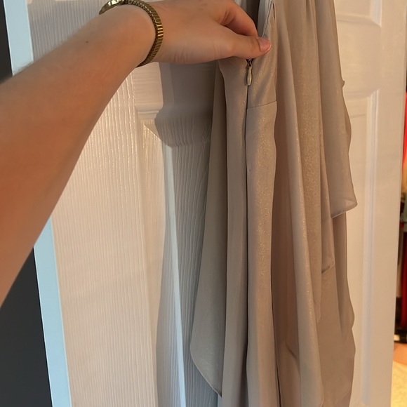 Layered champagne dress - Picture 3 of 4